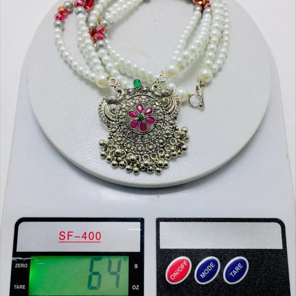 Multicolor Beaded Chain Necklace With Silver Kuchi Motif Pendant - Picture 7 of 7